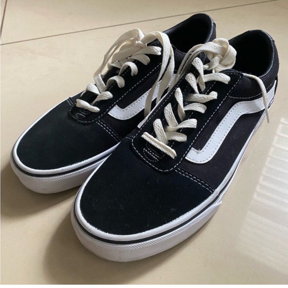 Vans old skool Classic Black and White Sneakers